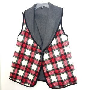 Nwot Buffalo plaid fleece vest jacket toggle front